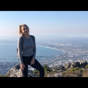 Meet your Posher, Jade